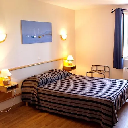 Hotel Logis Des Cretes De Pignols 2*