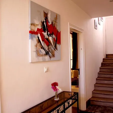 Отель Logis Des Cretes De Pignols 2*