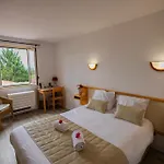 ホテル Logis Des Cretes De Pignols 2*