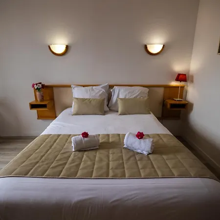 Hotel Logis Des Cretes De Pignols