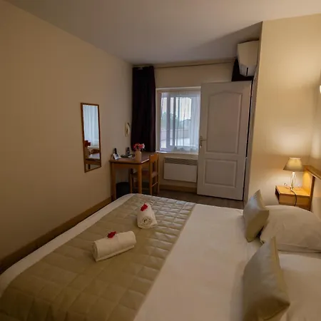 Hotel Logis Des Cretes De Pignols 2*