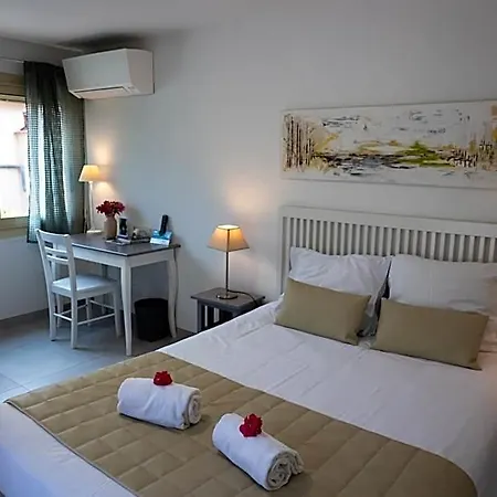 Hotel Logis Des Cretes De Pignols