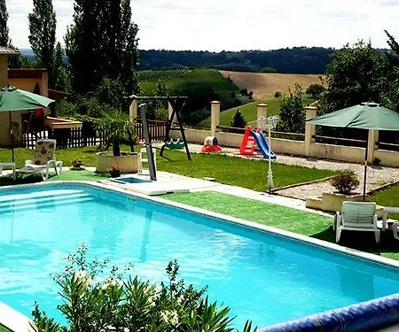 ホテル Logis Des Cretes De Pignols 2*