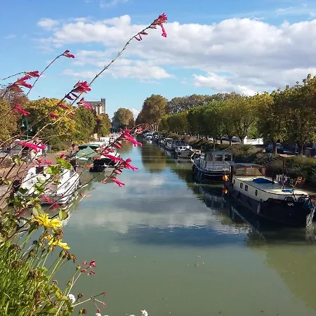 Logis Des Cretes De Pignols 2*