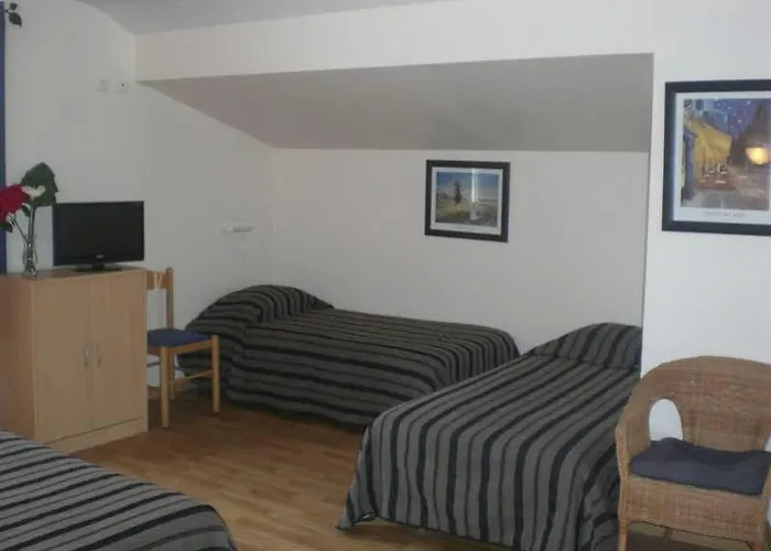 Hotel Logis Des Cretes De Pignols 2*